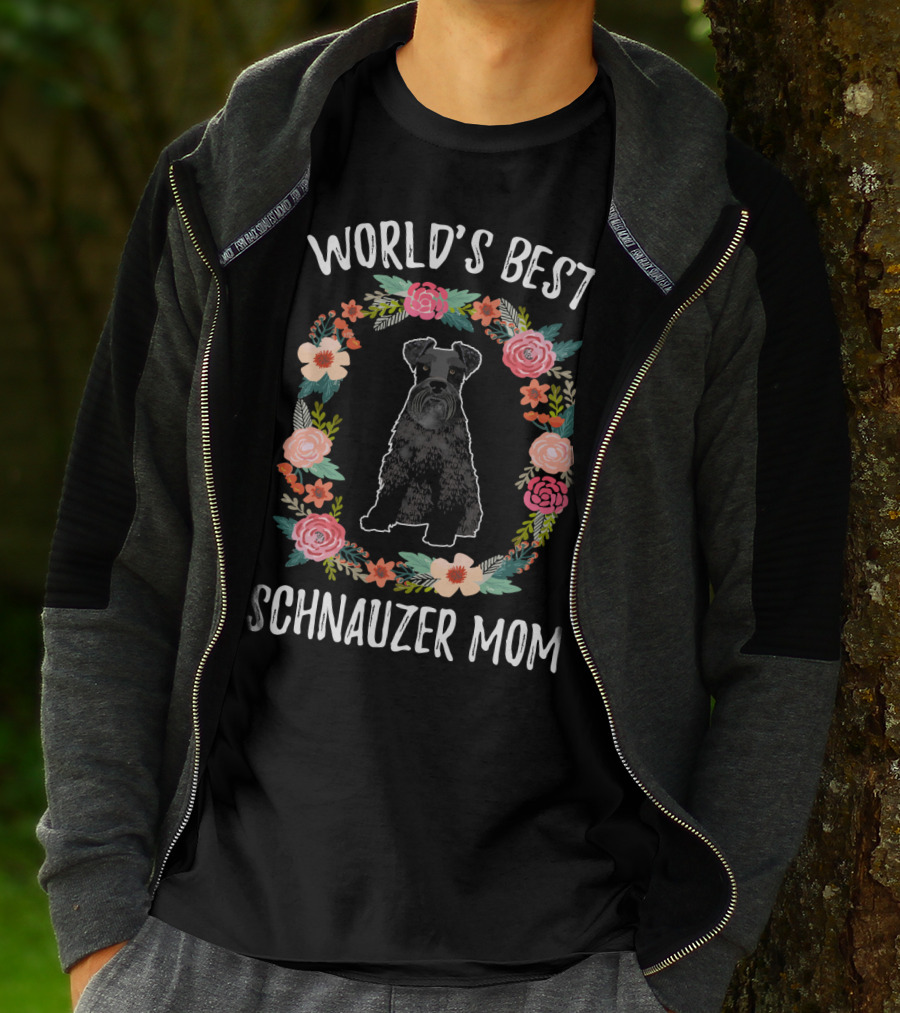 World's Best Schnauzer Mom Black Schnauzer Floral Wreath T-Shirt