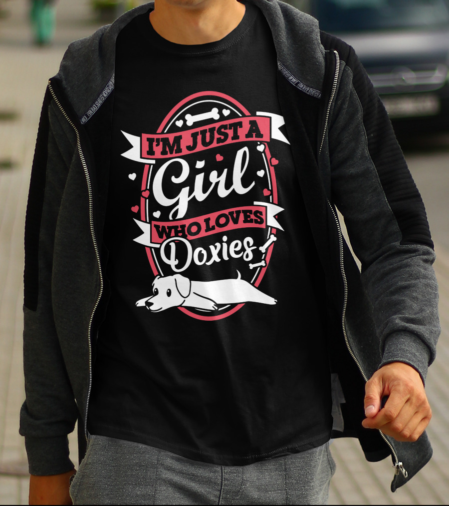 I'm Just A Girl Who Loves Doxies With Bone And Heart Accents T-Shirt