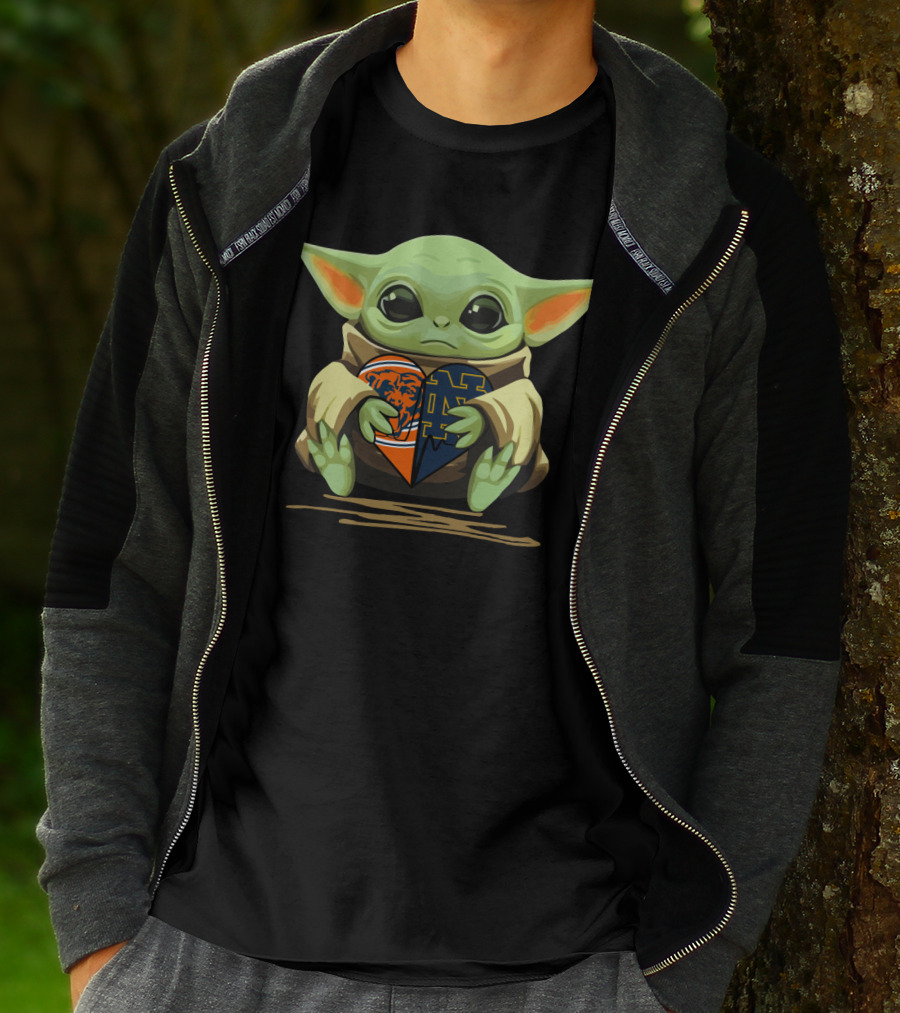 Baby Yoda Holding Chicago Bears And Notre Dame Irish Heart-Shaped T-Shirt