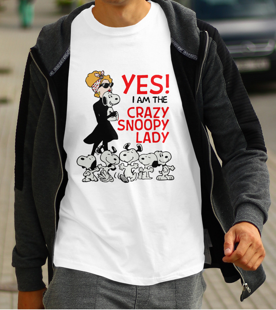 YES I Am The Crazy Snoopy Lady With Retro Snoopy Characters T-Shirt