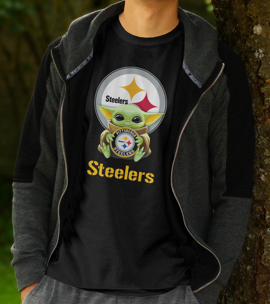Baby Yoda Pittsburgh Steelers Hug Steelers T-Shirt