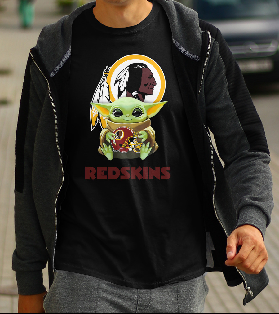 Baby Yoda Holding Washington Redskins Football Helmet Redskins T-Shirt