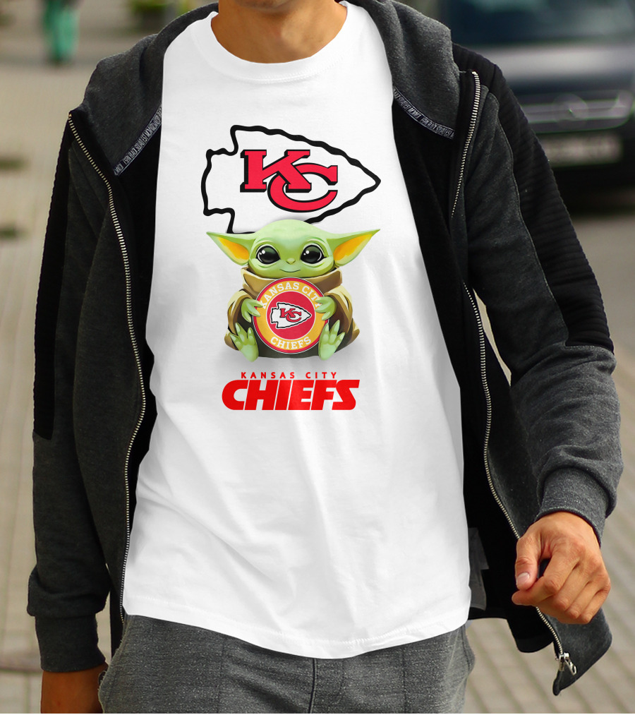 Baby Yoda With Kansas City Chiefs Kc Emblem And Chiefs T-Shirt