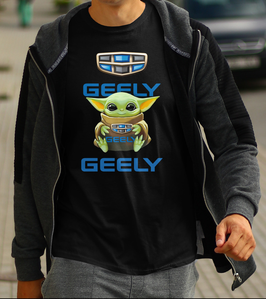 Star Wars The Mandalorian Baby Yoda Geely Embrace T-Shirt