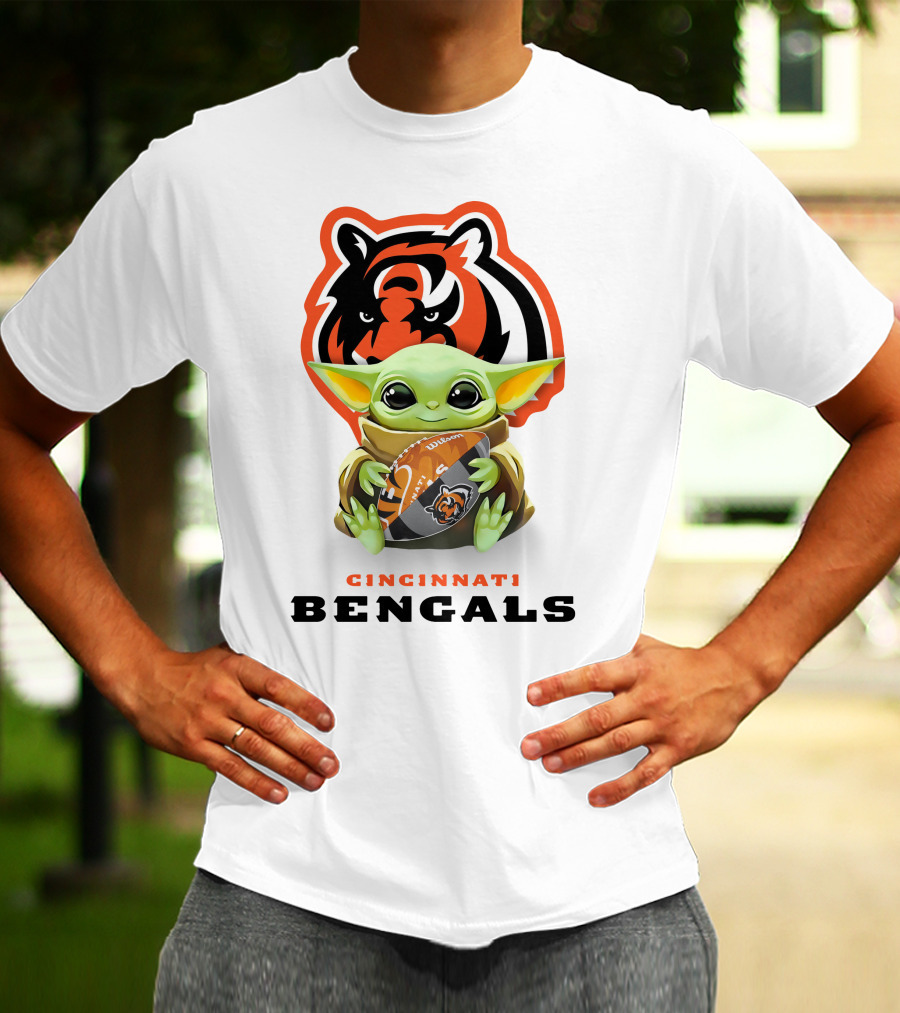 Baby Yoda Hug Cincinnati Bengals Football Fan Art NFL Collaboration T-Shirt