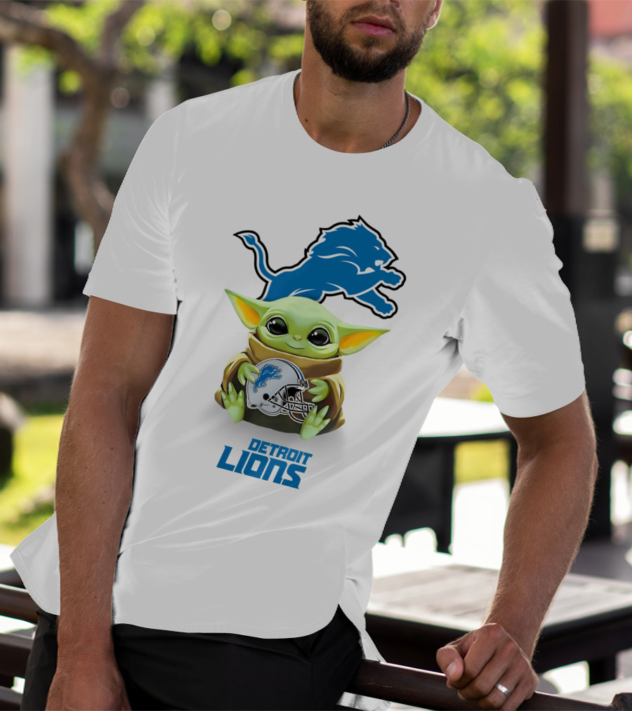 Star Wars Baby Yoda Holding Detroit Lions Helmet T-Shirt