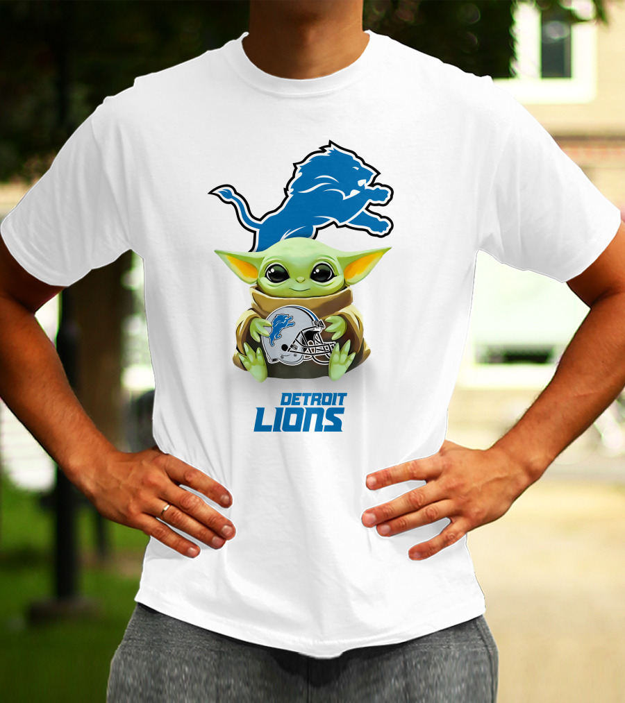 Star Wars Baby Yoda Holding Detroit Lions Helmet T-Shirt