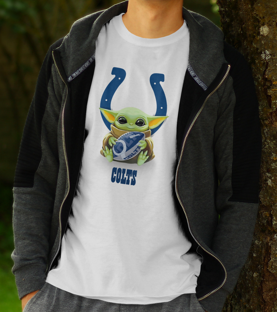 Star Wars Baby Yoda Hug Colts Football Indianapolis Fan Tailgate T-Shirt