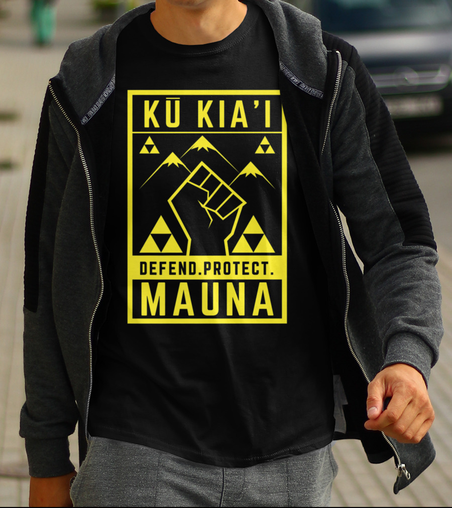 Kū Kia'i Mauna Defend Protect Fist And Mountain Symbols T-Shirt