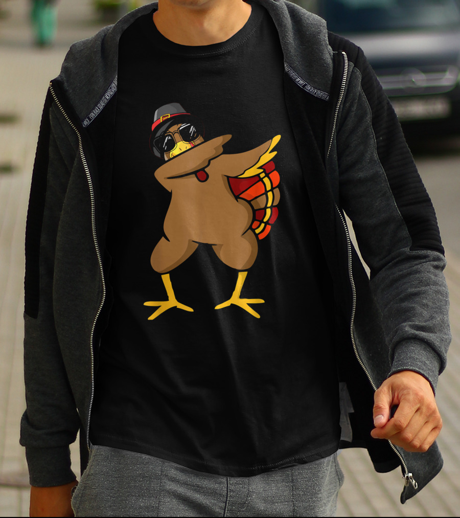 Dabbing Turkey With Pilgrim Hat And Sunglasses Thanksgiving Humor T-Shirt