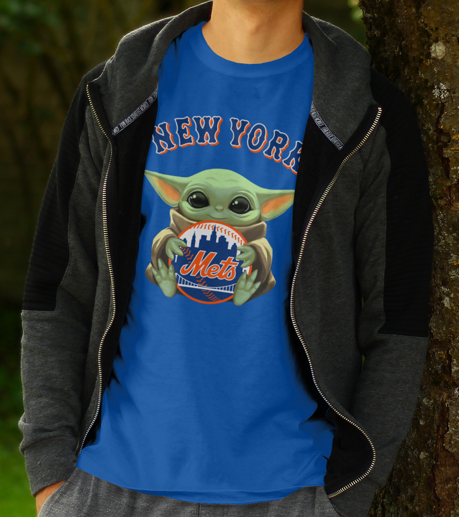 New York Mets Baby Yoda Holding Team T-Shirt