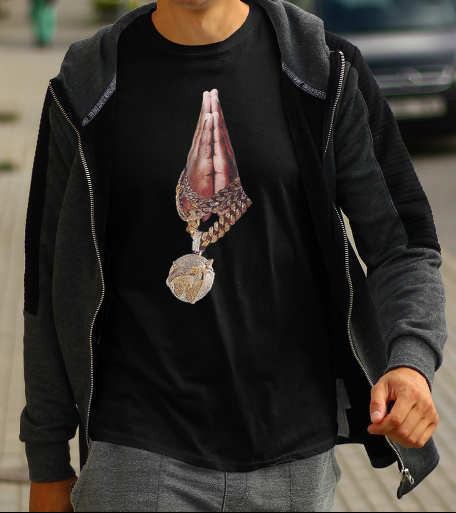 Pop Smoke Praying Hands Vlone Chain Pendant Merch T-Shirt