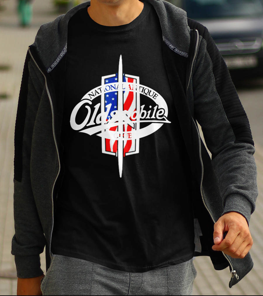 Oldsmobile National Antique Club American Flag T-Shirt