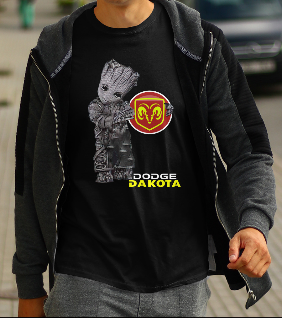 Dodge Dakota 04 Groot Holding Ram T-Shirt