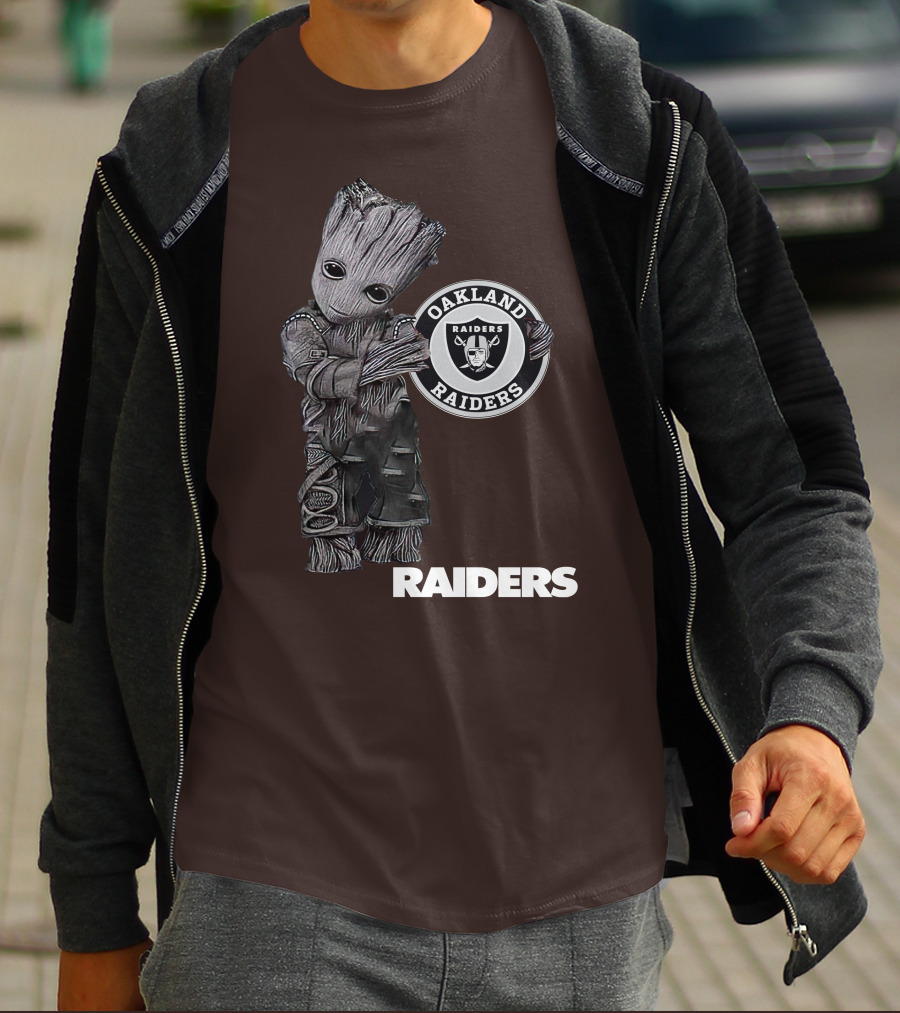 Oakland Raiders Groot Holding T-Shirt