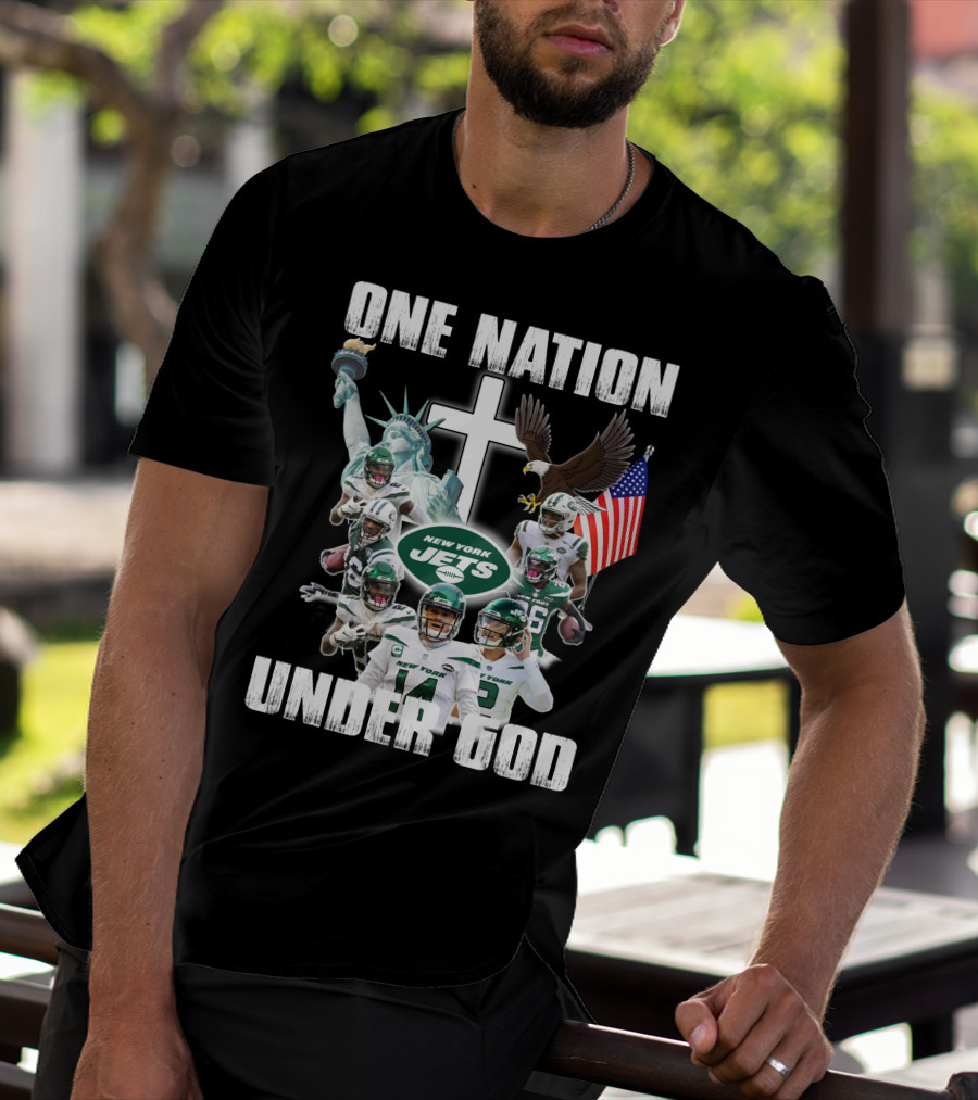 New York Jets One Nation Under God Statue Of Liberty Eagle Flag Football Players T-Shirt
