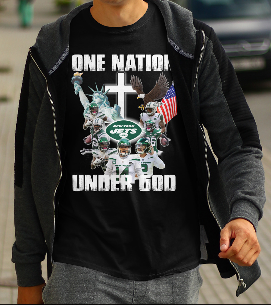 New York Jets One Nation Under God Statue Of Liberty Eagle Flag Football Players T-Shirt