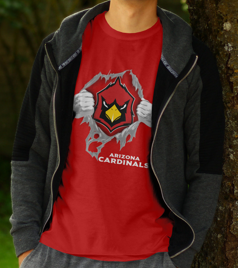 Arizona Cardinals Fierce Mascot Display With 06 Football Spirit T-Shirt