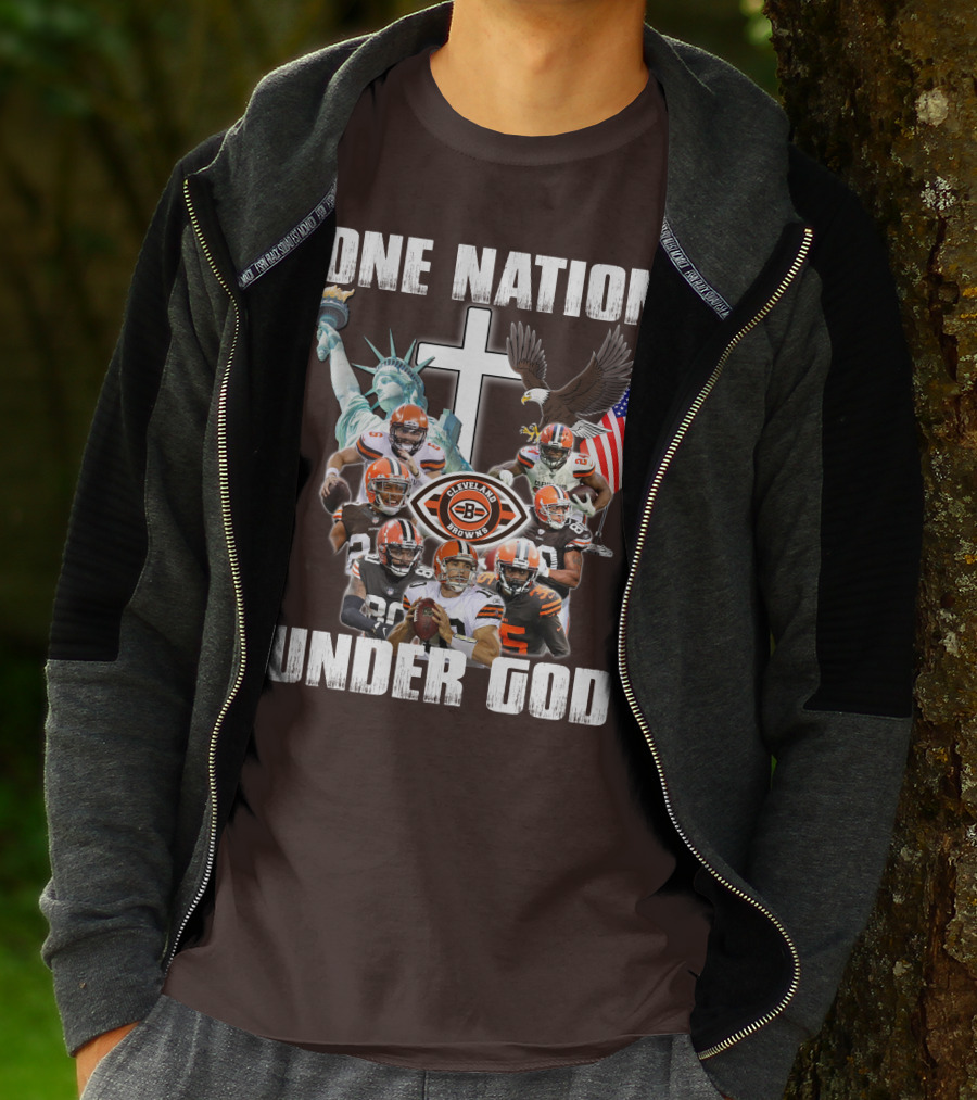 Cleveland Browns One Nation Under God Players Statue Of Liberty Eagle Flag Cross T-Shirt