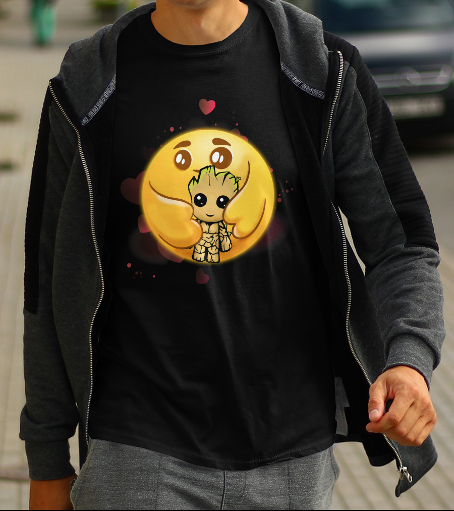 Only Today Adorable Emoji Hug With Groot And Hearts T-Shirt