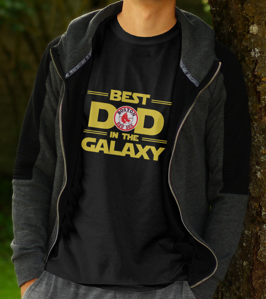 Best Boston Red Sox Dad In The Galaxy T-Shirt