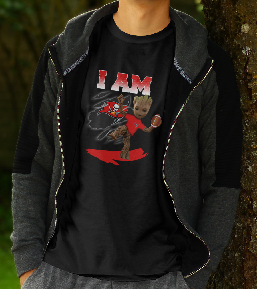 I Am Groot Tampa Bay Buccaneers Fan Holding Football T-Shirt