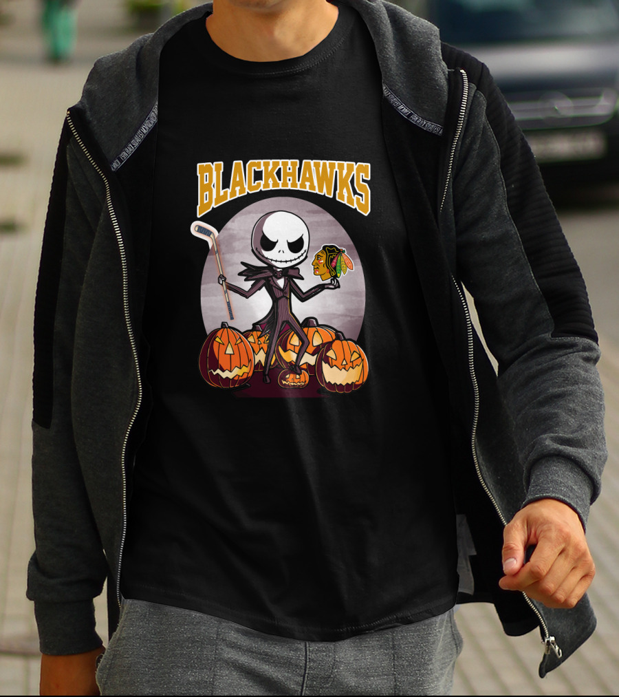 Jack Skellington Holding Chicago Blackhawks Logo Surrounded By Halloween Pumpkins T-Shirt