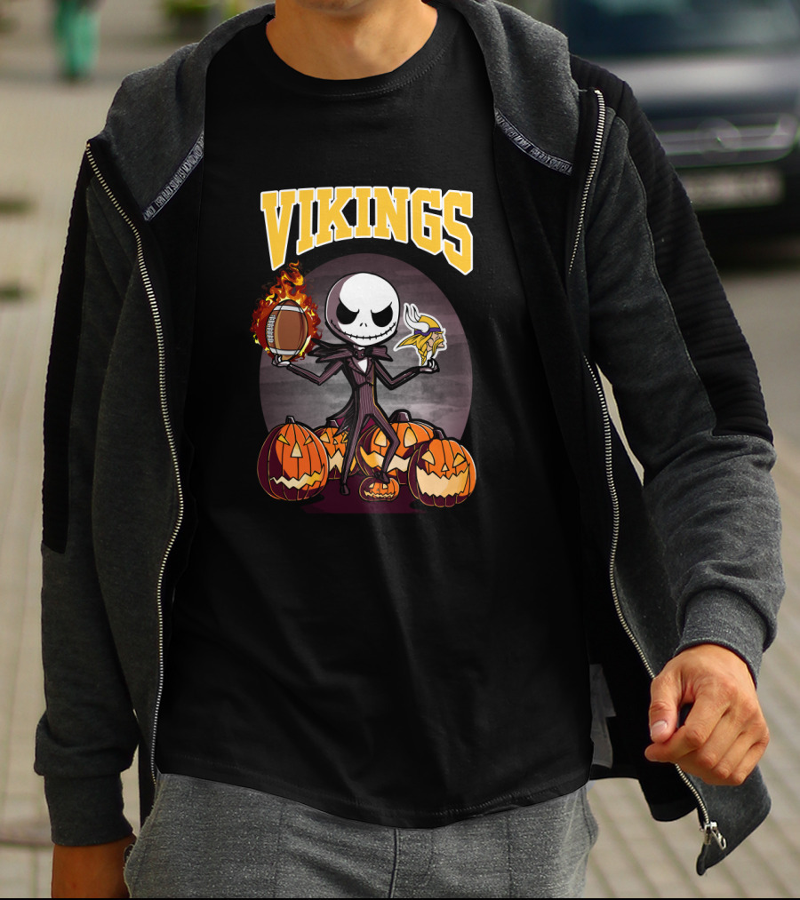 Jack Skellington Halloween Minnesota Vikings Football And Pumpkins T-Shirt