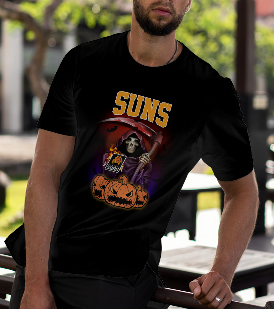 Suns Reaper Halloween Grim Scythe With Pumpkins T-Shirt
