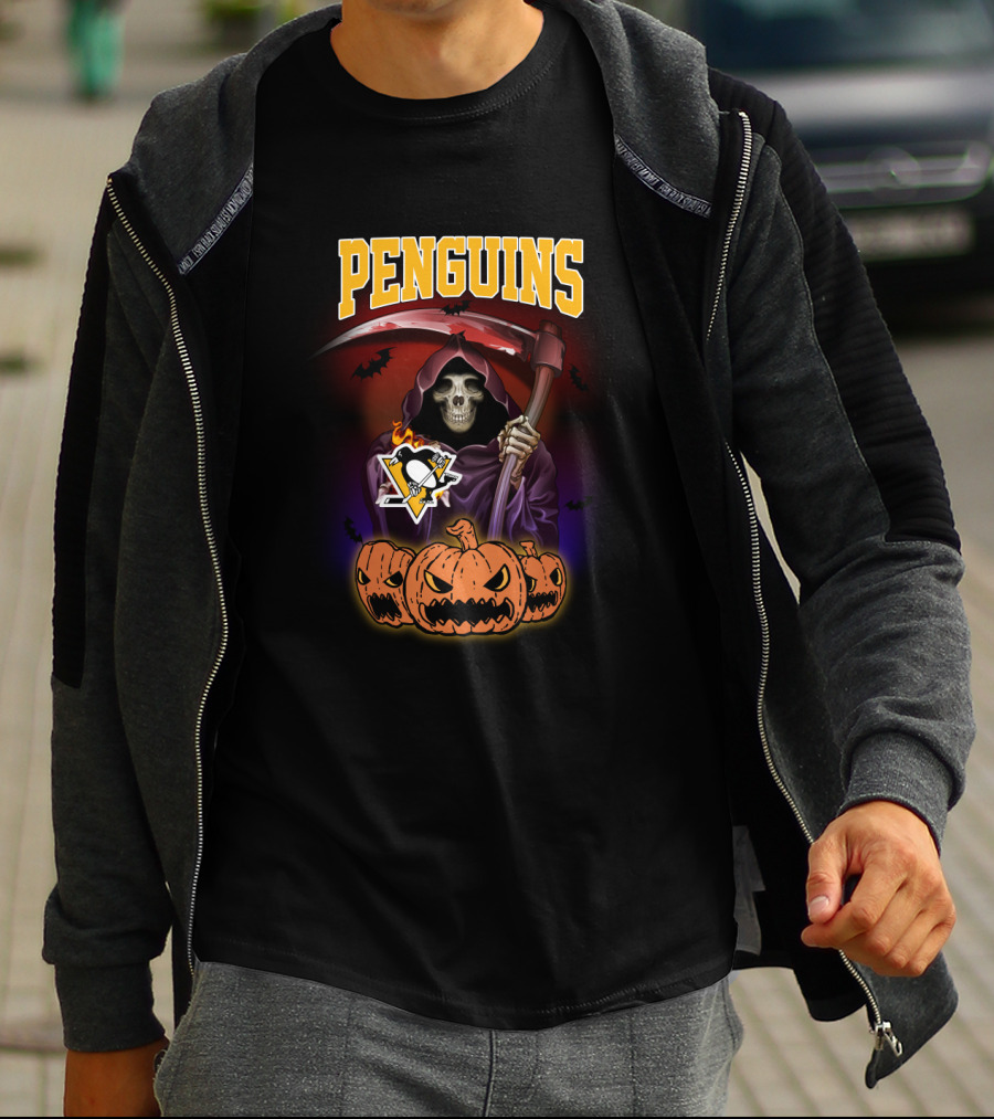 Penguins Grim Reaper With Scythe And Pumpkins Halloween T-Shirt