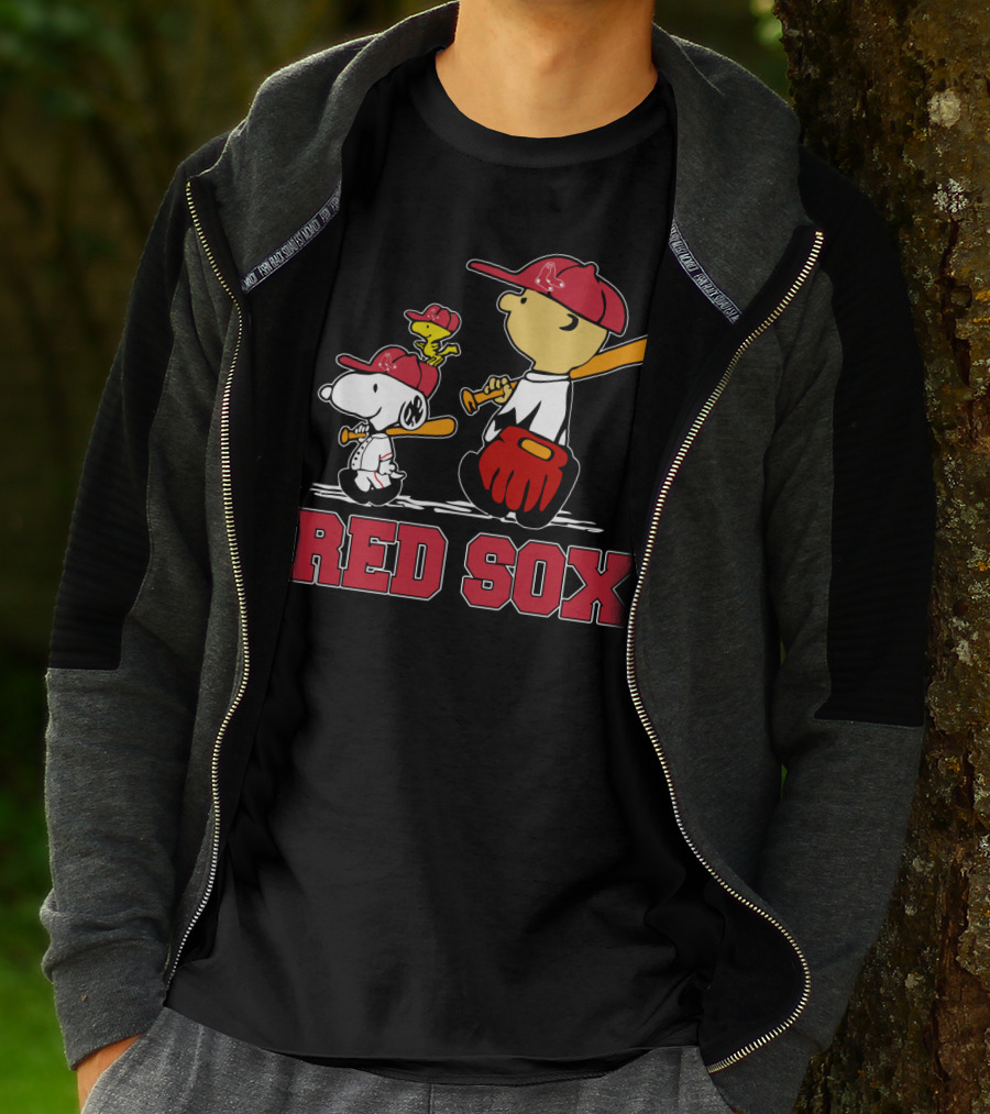 Snoopy Woodstock Charlie Brown Boston Red Sox Fans T-Shirt