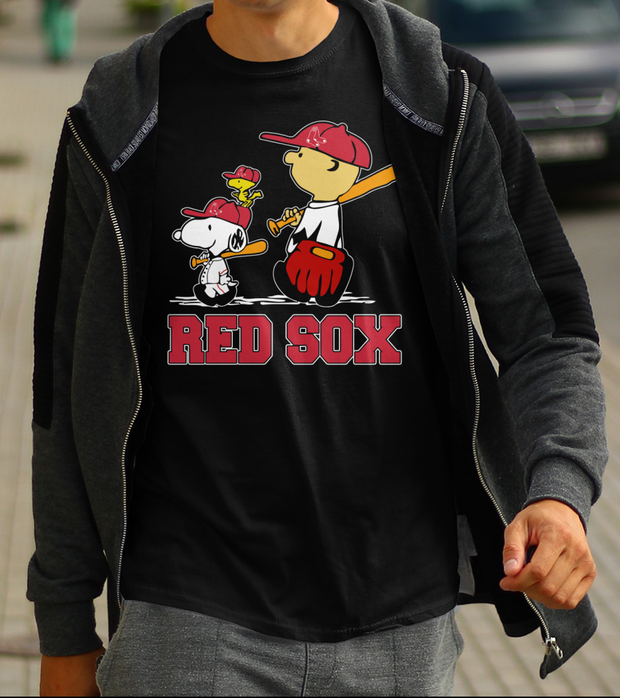 Snoopy Woodstock Charlie Brown Boston Red Sox Fans T-Shirt