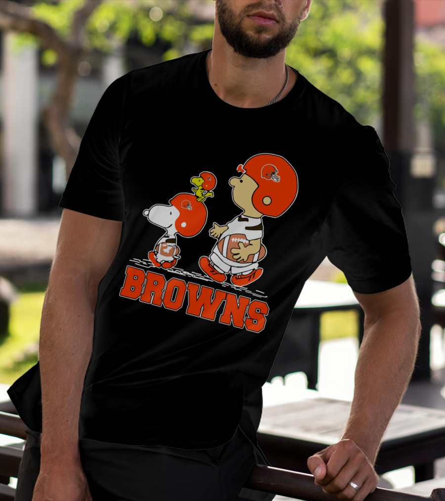 Snoopy And Woodstock With Cleveland Browns Football Helmets And Browns T-Shirt