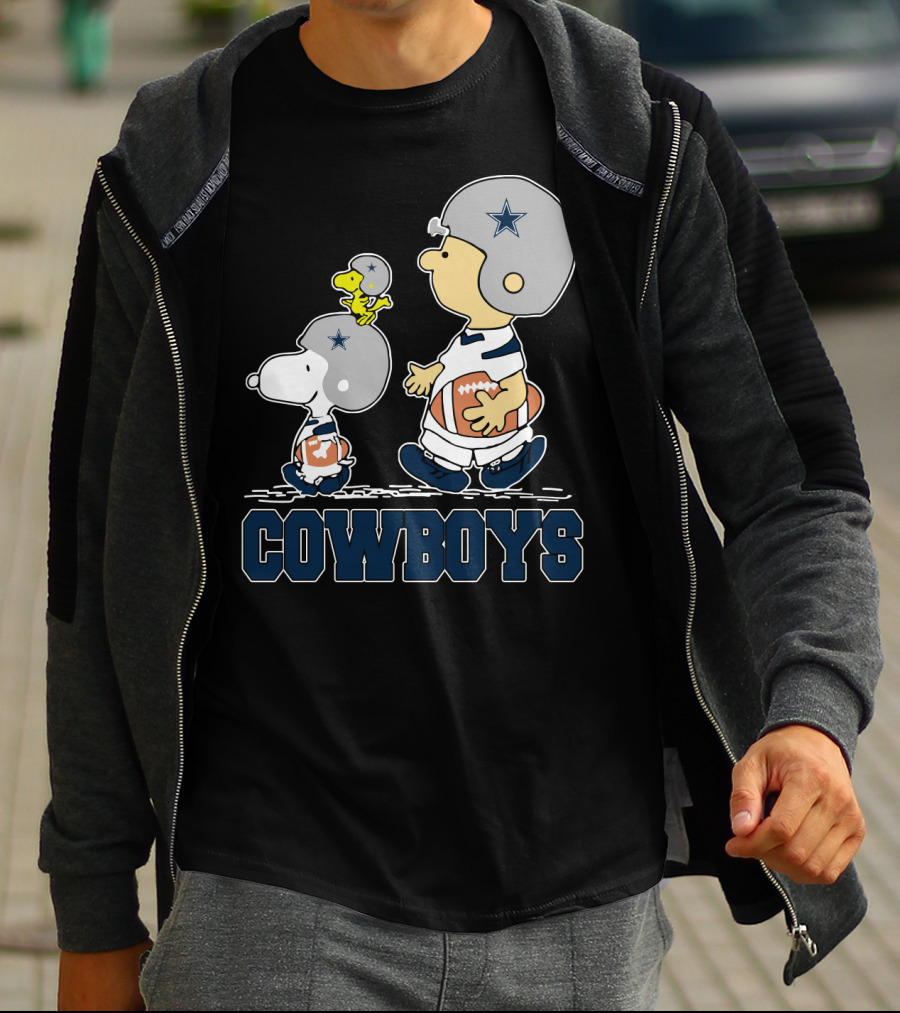 Snoopy Peanuts Dallas Cowboys Football Fans T-Shirt
