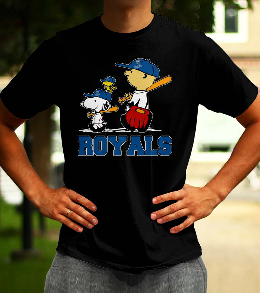 Royals Fans With Snoopy Woodstock And Charlie Brown Peanuts Baseball Theme T-Shirt