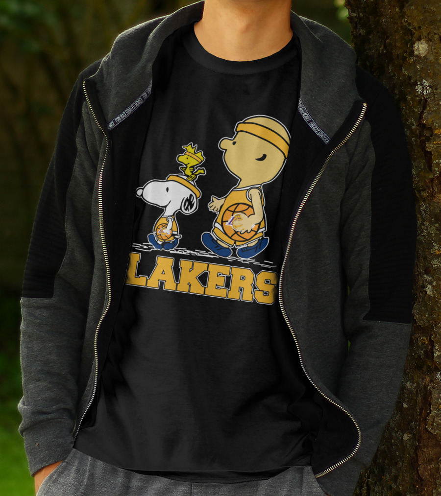 Snoopy And Woodstock With Basketballs For Los Angeles Lakers Fans T-Shirt