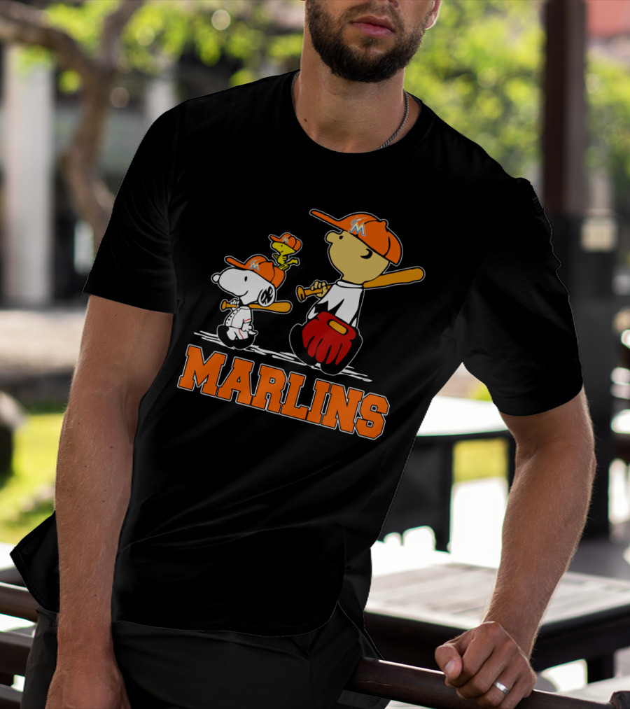Marlins Snoopy Woodstock And Charlie Brown Baseball Fans T-Shirt