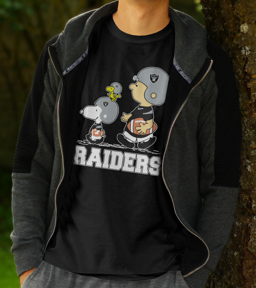 Snoopy And Peanuts Characters As Raiders Football Fans T-Shirt