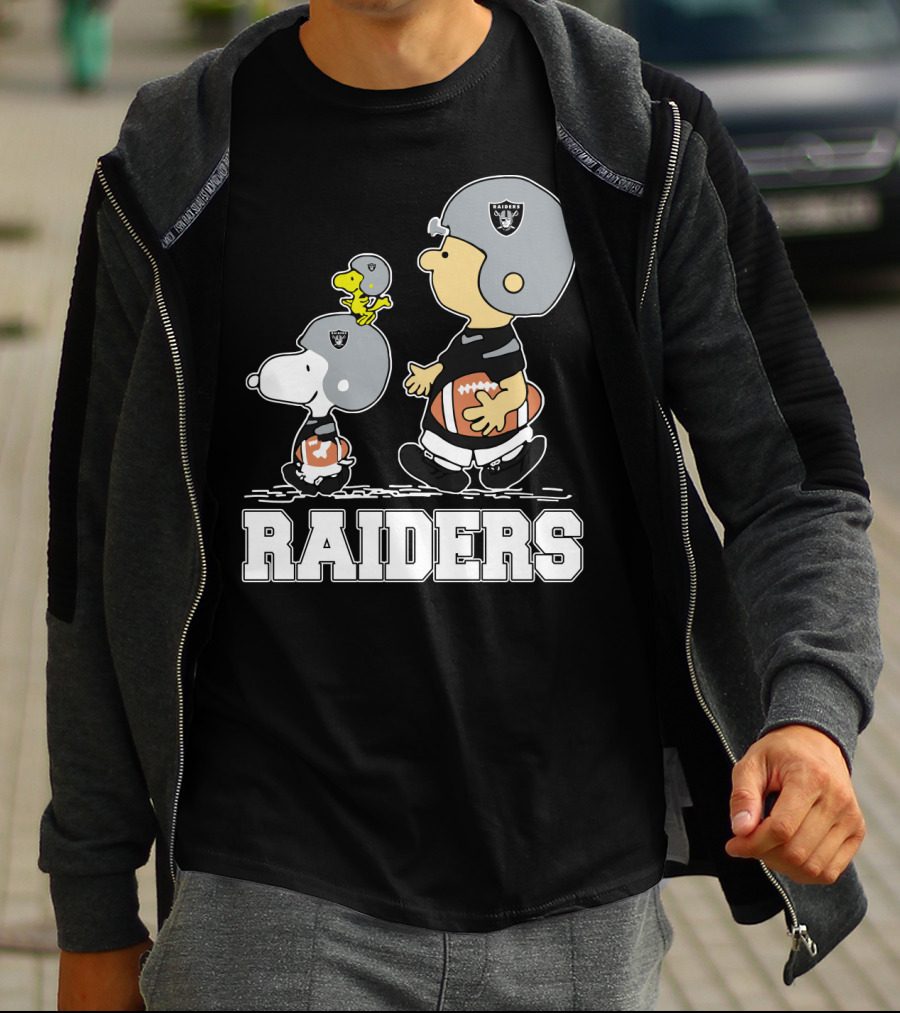 Snoopy And Peanuts Characters As Raiders Football Fans T-Shirt