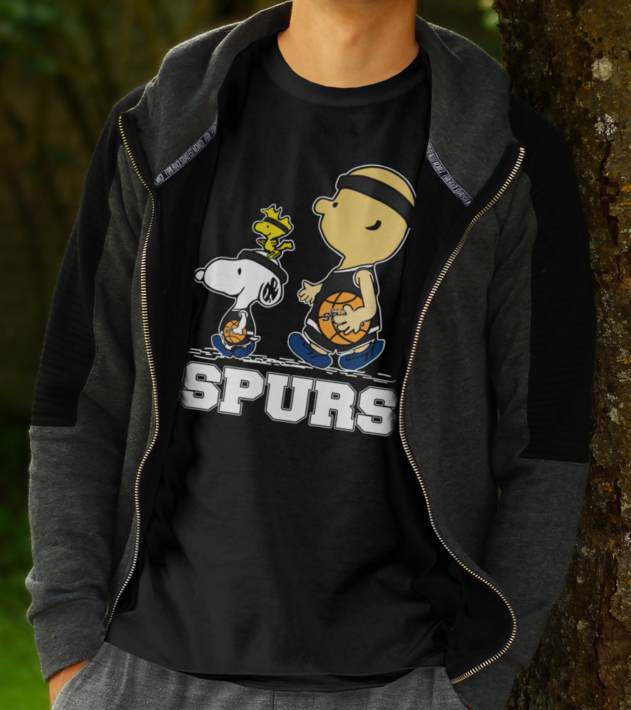 Snoopy Woodstock Basketball San Antonio Spurs Fans T-Shirt