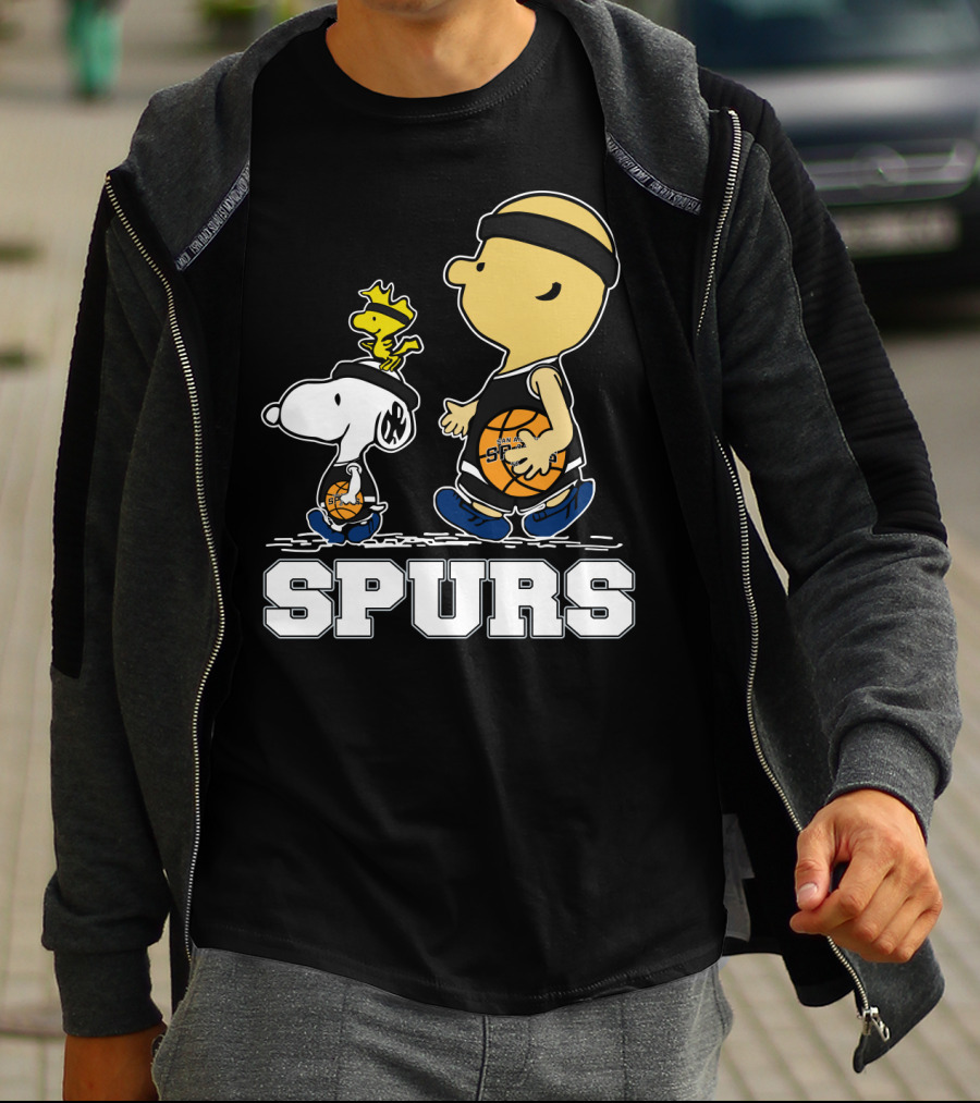 Snoopy Woodstock Basketball San Antonio Spurs Fans T-Shirt