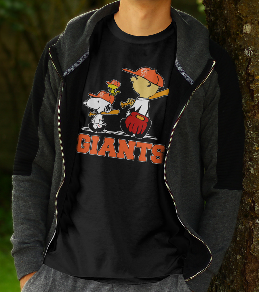 Snoopy Baseball San Francisco Giants Fans Charlie Brown Woodstock T-Shirt