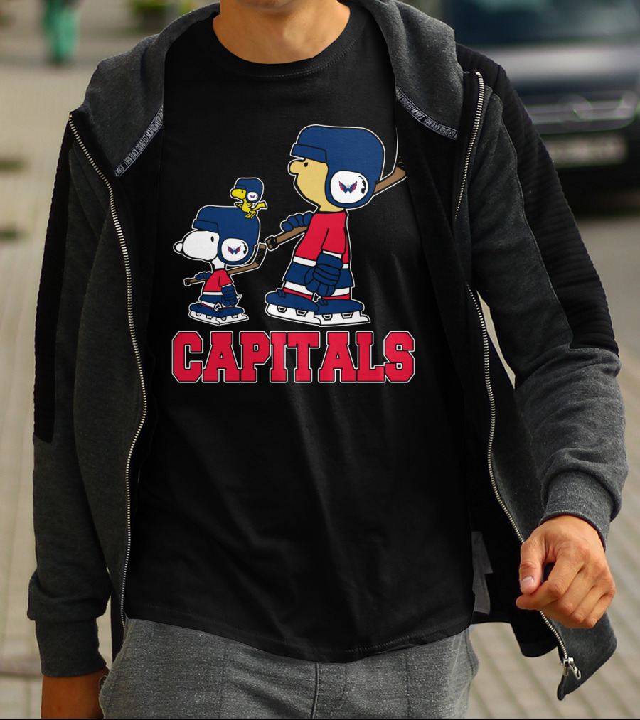Snoopy And Woodstock With Washington Capitals Hockey Fan Gear T-Shirt