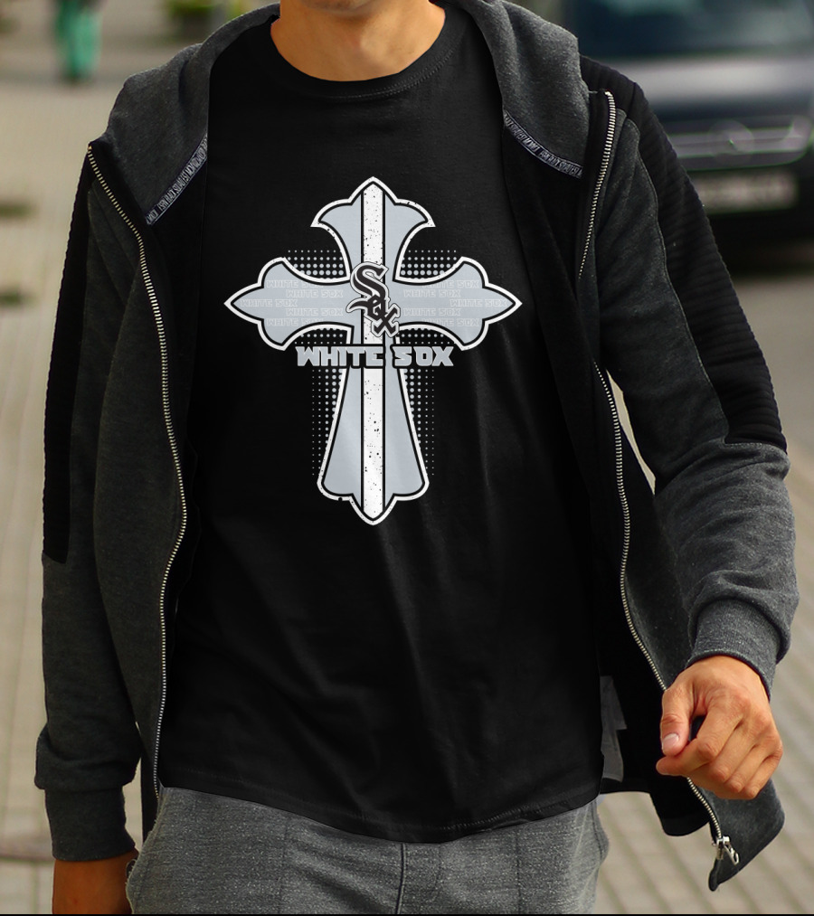 White Sox Cross With Chicago Fan Faith Symbol T-Shirt