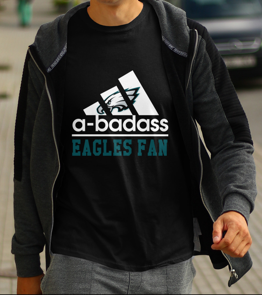Badass Philadelphia Eagles Fan T-Shirt