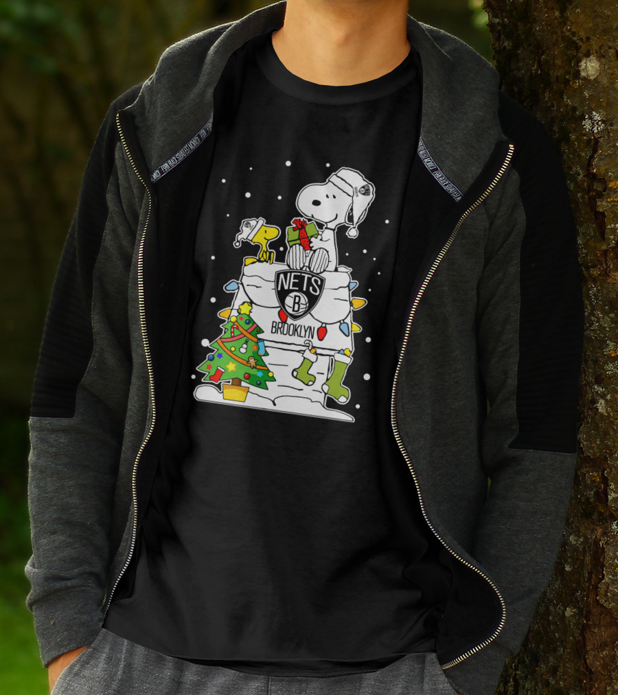 Brooklyn Nets Snoopy Christmas Peanuts Basketball Fan T-Shirt