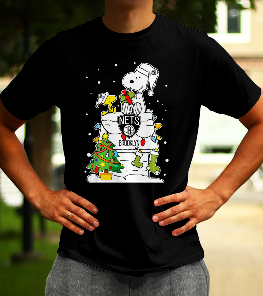 Brooklyn Nets Snoopy Christmas Peanuts Basketball Fan T-Shirt