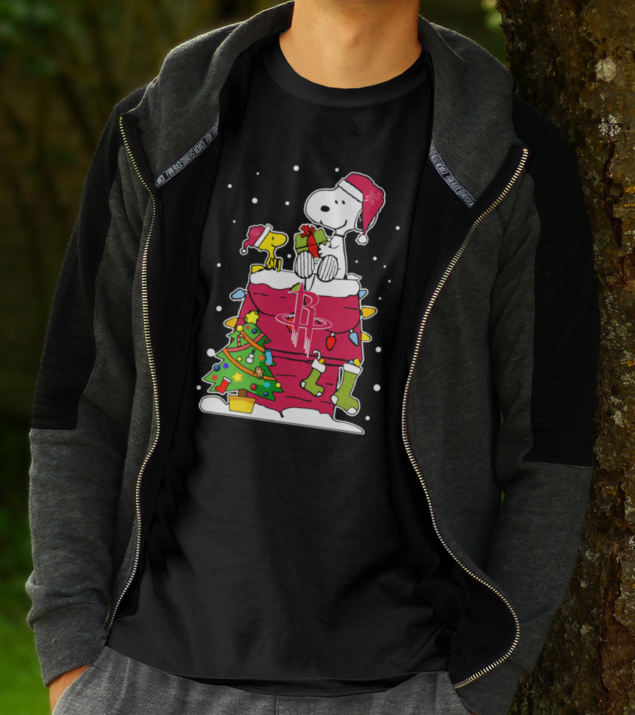 Houston Rockets Christmas Snoopy With Woodstock And Gifts T-Shirt