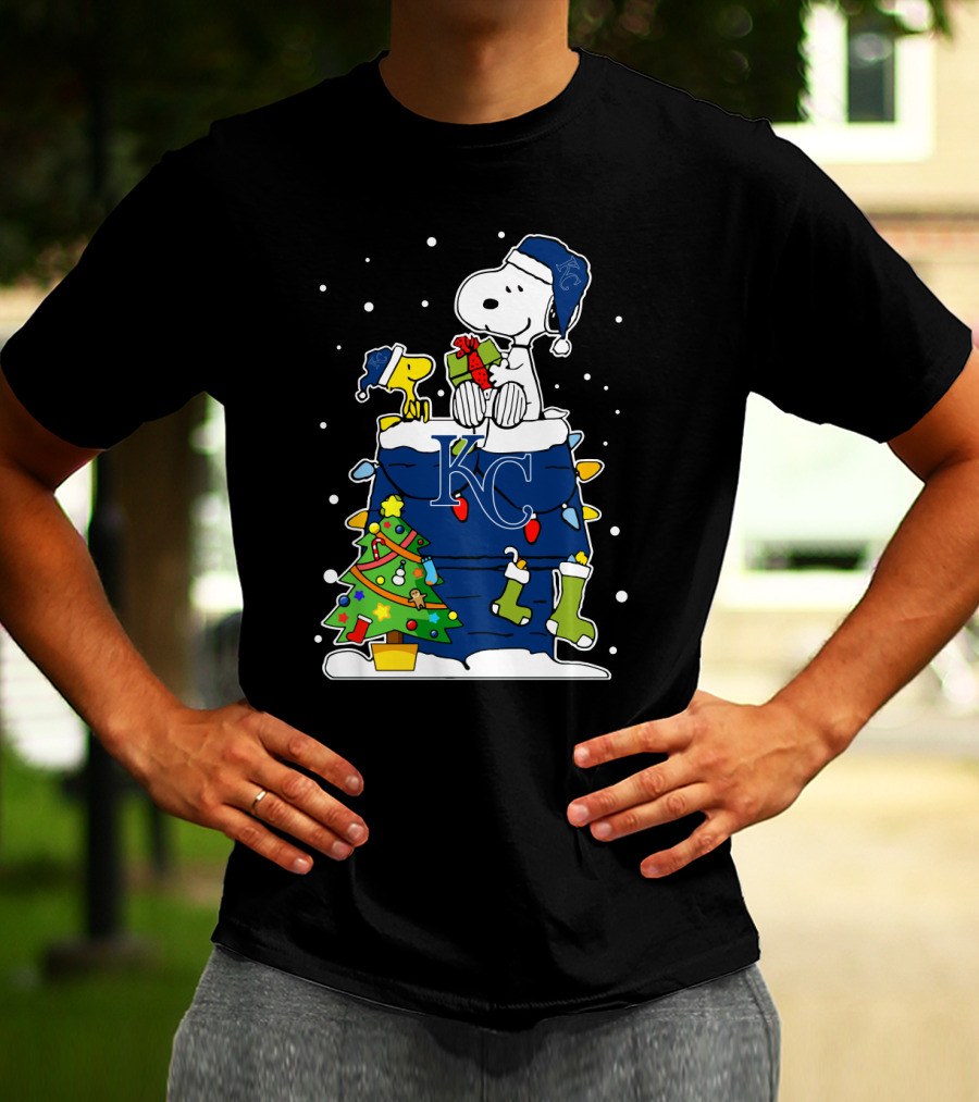 Kansas City Royals Snoopy Christmas Celebration With Holiday Decorations T-Shirt