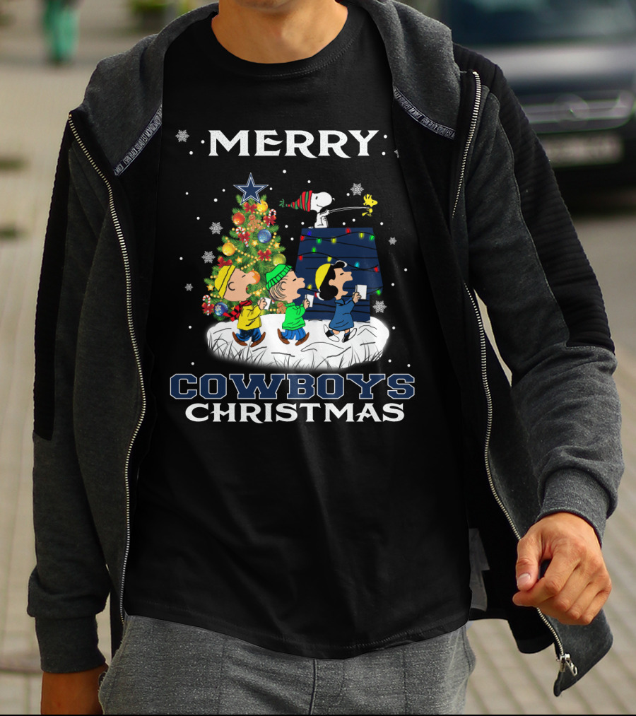 Merry Cowboys Christmas For Snoopy Fans T-Shirt